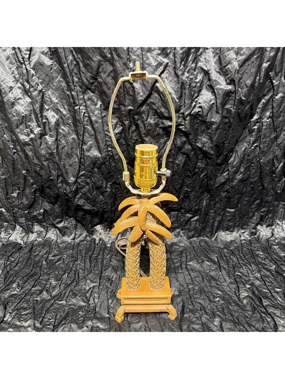Vintage Rare Chyenne 16" Palm Tree Table Lamp brown Gold Color Tropical Tiki